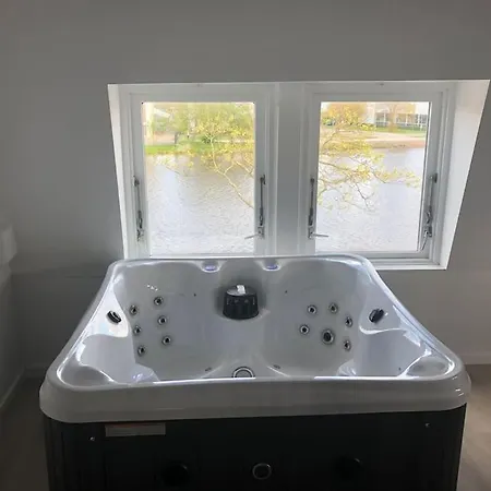 Zaanse Schans Amsterdam Jacuzzi *